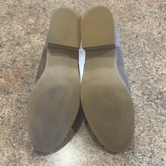 Dolce Vita Asymmetrical Ankle Bootie Size 11 Gray Back Zipper Closure Almond Toe - Picture 11 of 16